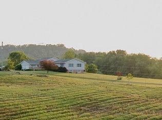 3394 Camille Rd SW, Sherrodsville, OH 44675