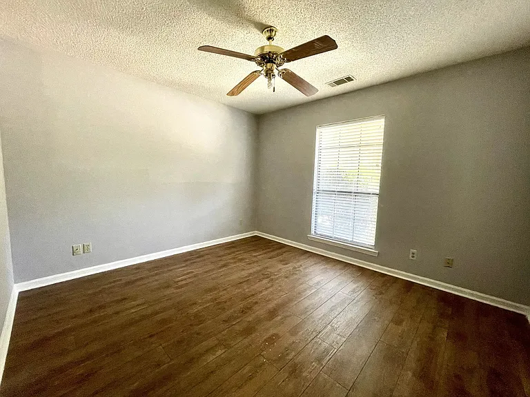 36 Shipwatch Rd — Photo 10
