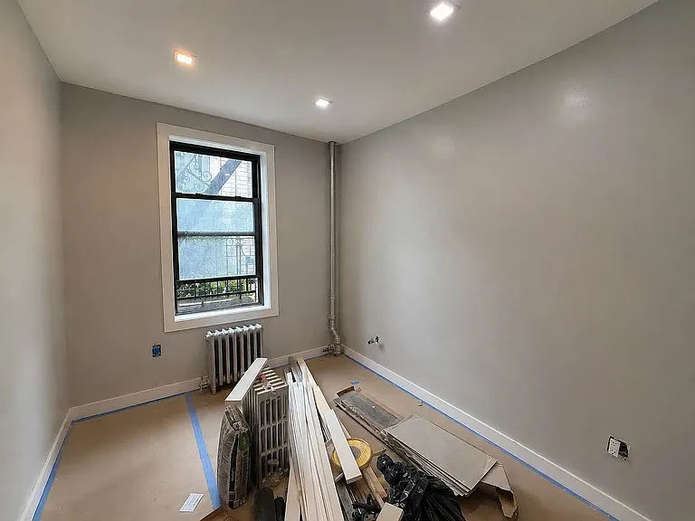 570 W 182nd St #2 — Photo 2