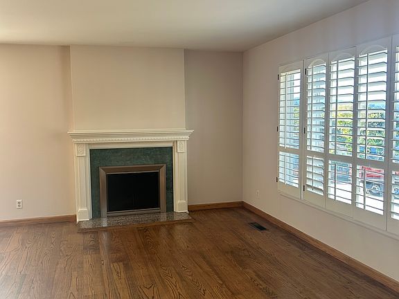 4th image of 423 La Casa Ave
