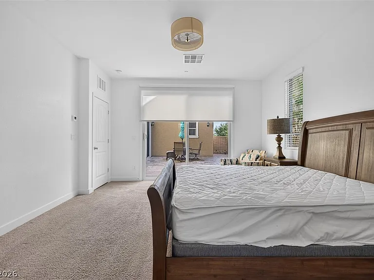 1100 E Sunset Rd — Photo 20