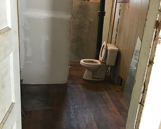 3rd image of 111 Fredonia St