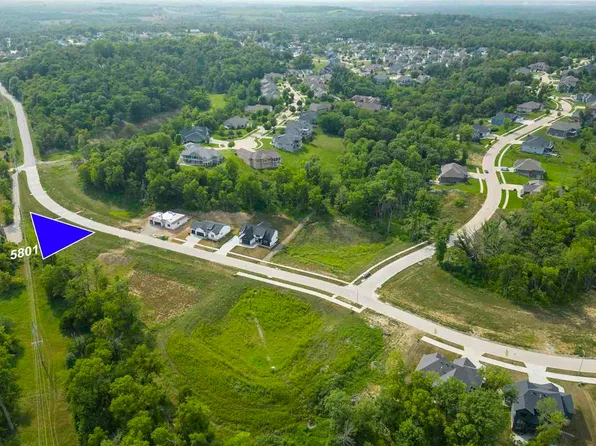 5801 Seminole Valley Trl NE, Cedar Rapids, IA 52411