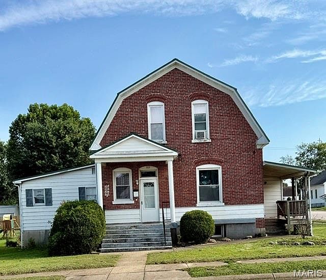 1st image of 302 E Jefferson Ave