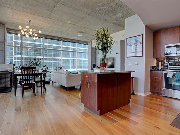 4th image of 1700 Bassett St Unit 1203