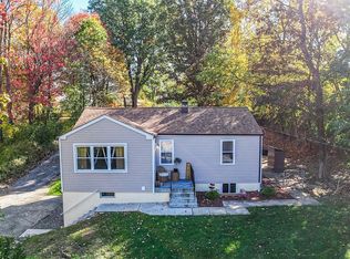 636 Gidney Avenue, Balmville, NY 12550