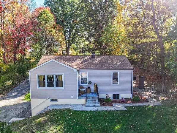 636 Gidney Avenue, Balmville, NY 12550