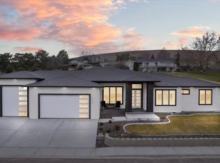 5386 S Kent St, Kennewick, WA 99337