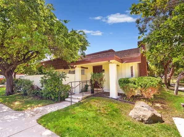 22550 Jeffrey Mark Ct Unit 5, Chatsworth, CA 91311
