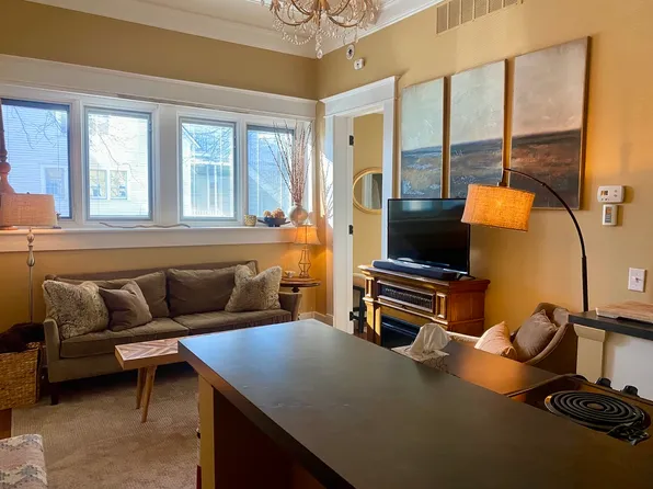 323 Stuart Ave APT 3, Kalamazoo, MI 49007