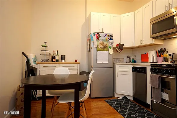 Rented by Citi Habitats | media 9