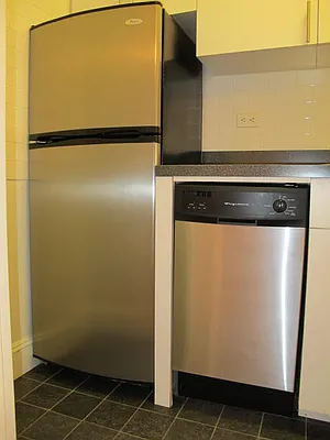 Rented by Metropolis Real Estate of Manhattan | media 5