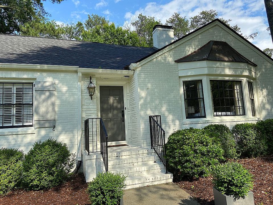 2nd image of 2397 Howell Mill Rd NW