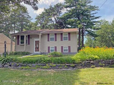 15 Prospect Drive, Saratoga Springs, NY, 12866