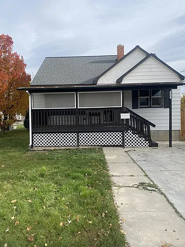 116 S Fern St #B Photo 1