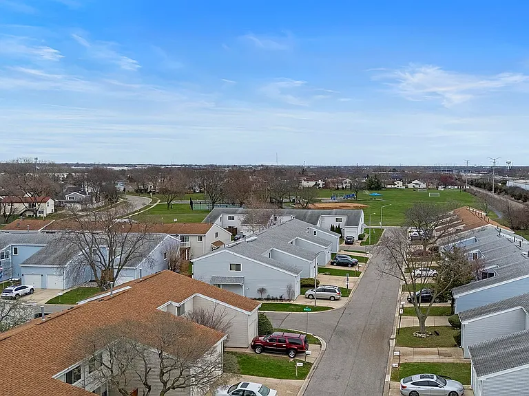277 E Alpine Dr — Photo 6