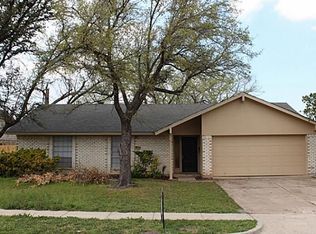 2011 Shenandoah Dr, Carrollton, TX 75007