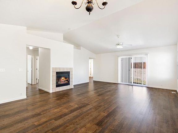 5th image of 8703 Silver Glen Dr