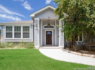 411 Deer Creek Dr, Boerne, TX 78006