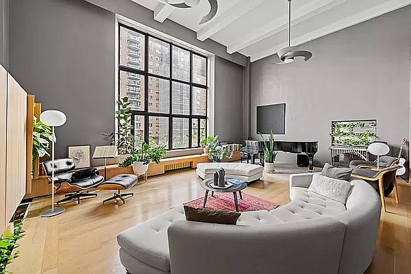 1st image of 1 W 67th St #505506