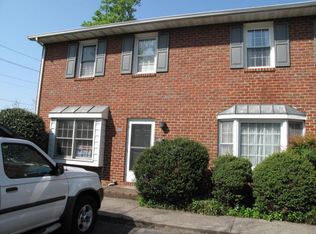 219 W Main St, Salem, VA 24153