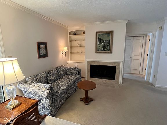 3rd image of 7433 Longleat Rd