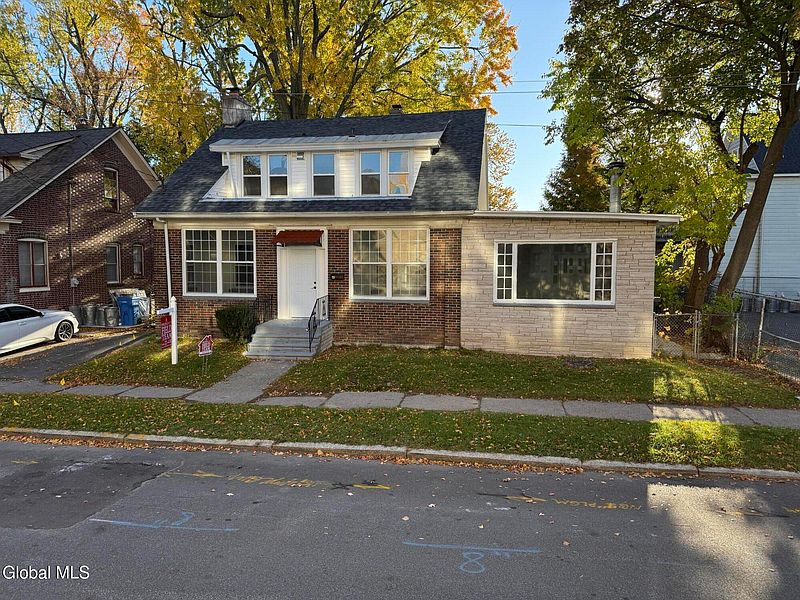 2nd image of 2 Glenwood Street