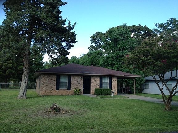 2nd image of 131 Cleveland Ave