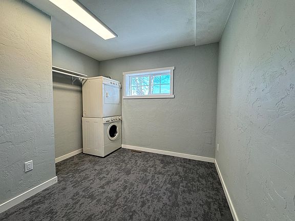 5th image of 923 Lemma Creek Rd