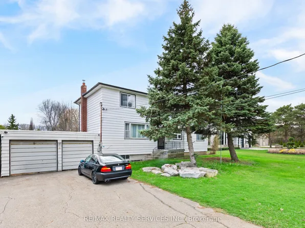 1524 Indian Grv, Mississauga, ON L5H 2S6