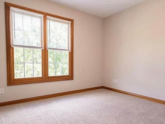 3rd image of 2323 S Boulder Ct #1