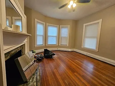 Murdock St — Photo 1