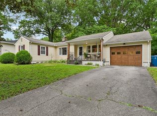 557 Hartzell Dr, Barberton, OH 44203