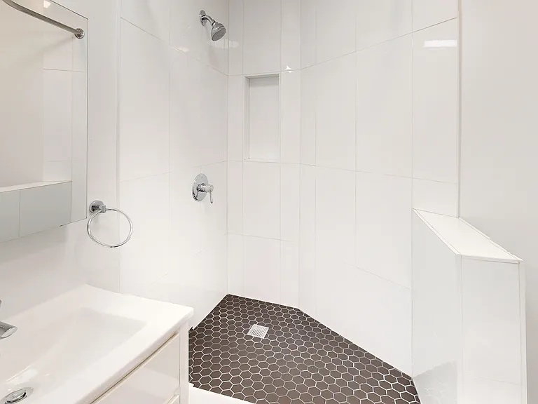 11 Hermann St #110 — Photo 7