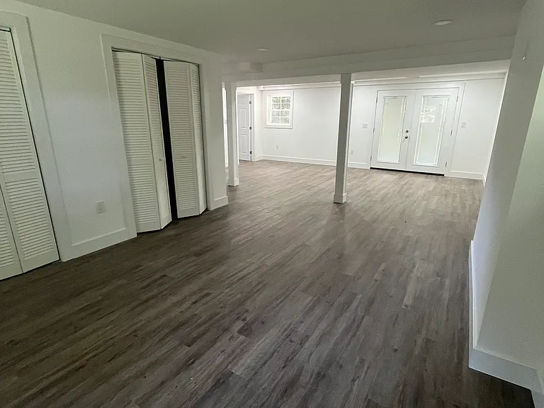 751 W Avon Rd — Photo 28