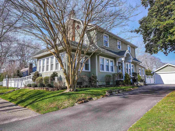 1008 Seaside Ave, Absecon, NJ 08201