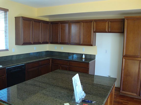 5th image of 39041 Bottlebrush St