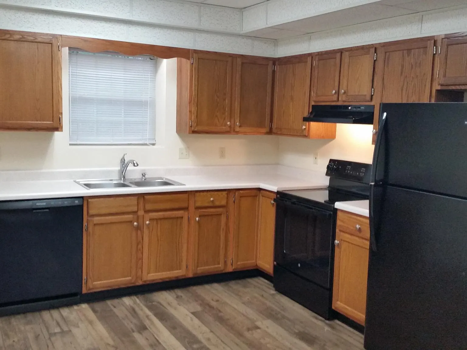 1319 Park St — Photo 2