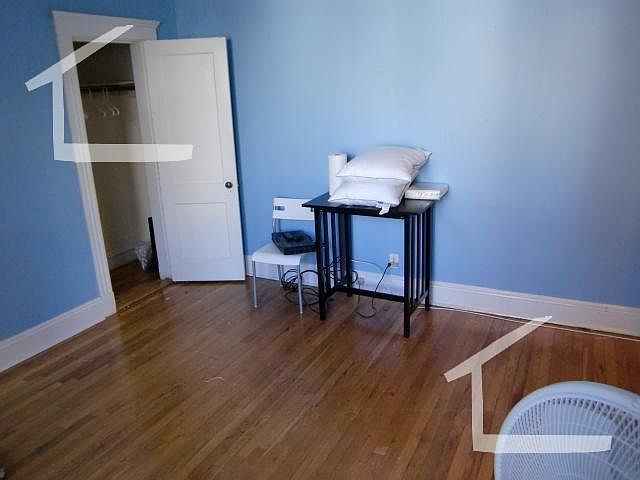2nd image of 1450 Commonwealth Ave #I26r