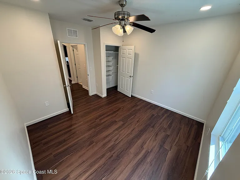 1070 Swiss Pointe Ln SW — Photo 12