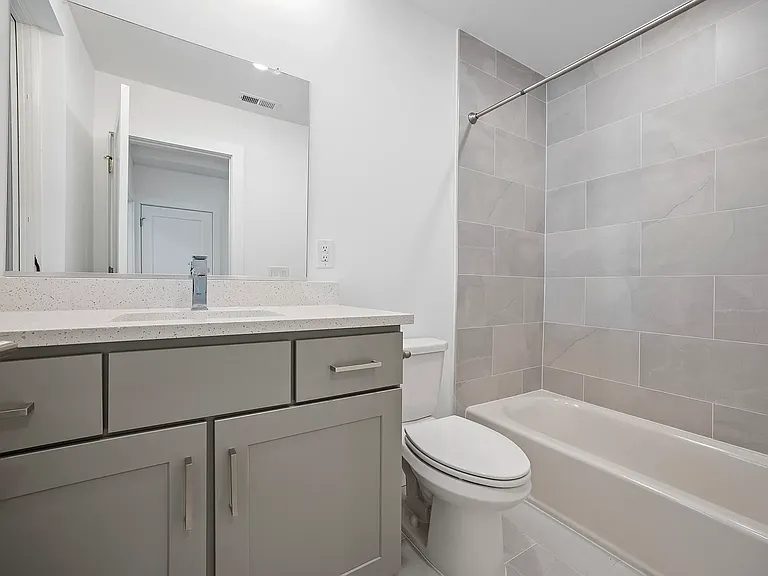2327 Frankford Ave #1 — Photo 14