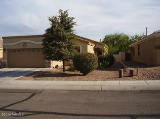 446 E Camino Rancho Redondo, Sahuarita, AZ 85629