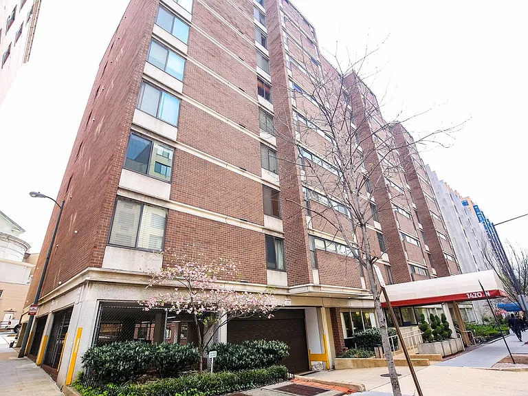 1420 N St NW — Photo 11
