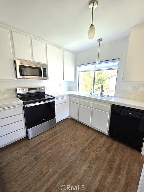 3 bed, 1520 sqft, $3,600 — Photo 3