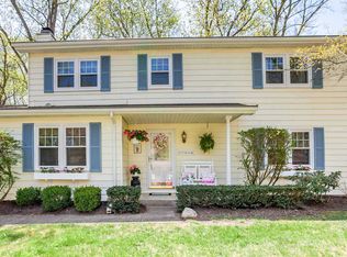 17310 Farmington Square Rd, Granger, IN 46530