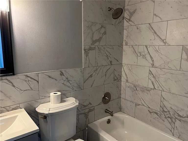 725 Oakwood Dr — Photo 24