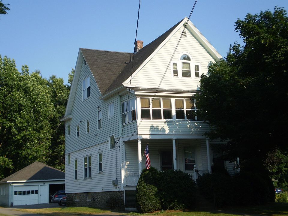 Front of Home and Garage
