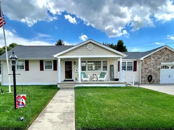 54 Maple Ct, Woodstown, NJ 08098