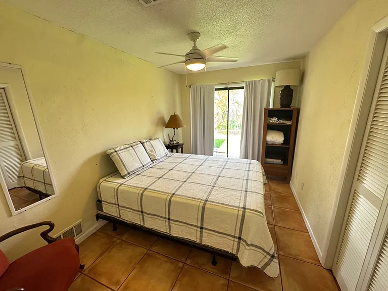 50 Oak Tree Dr — Photo 8