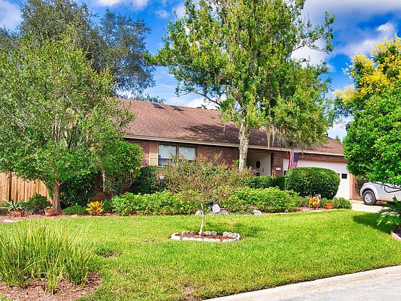 3rd image of 5319 Gathering Oaks Ct E